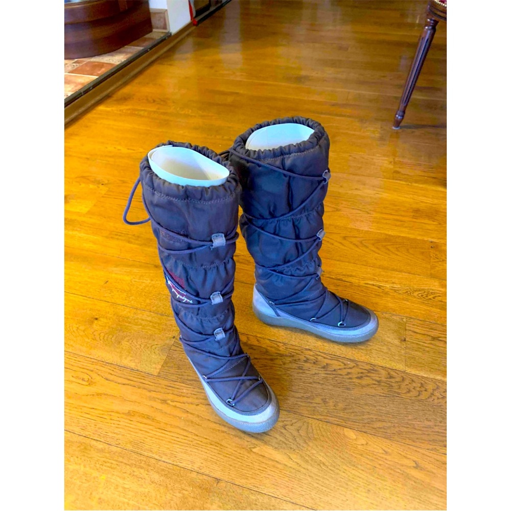 Napapjiri snow boots new without tags